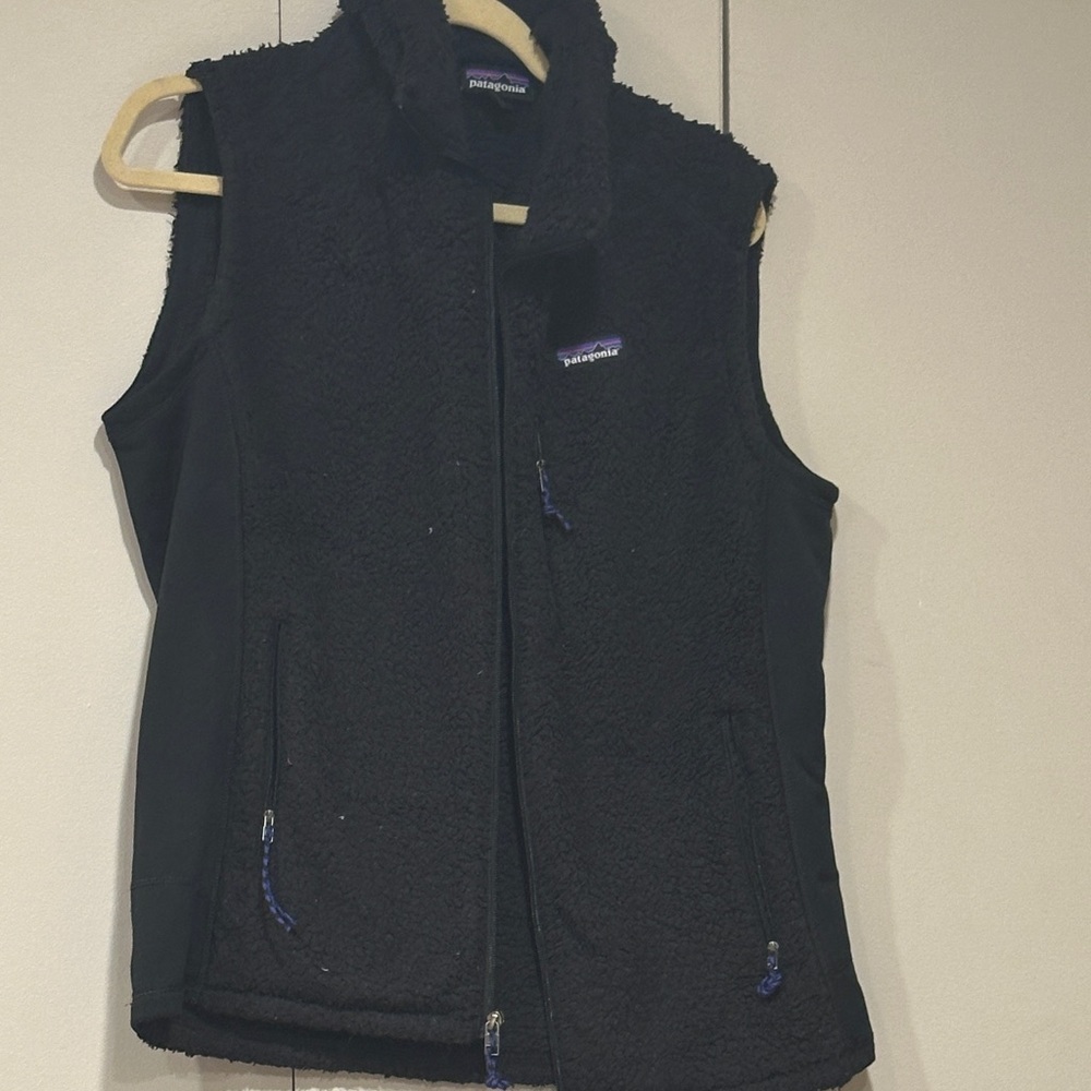 Black Fleece Vest - Men’s Large